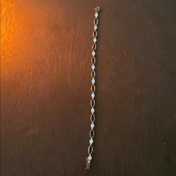 Dainty 925 Sterling Silver Clear Gemstone Bracelet Delicate - Picture 5 of 7